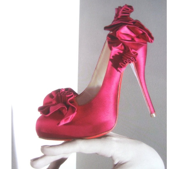 1st Edition Christian Louboutin book - Picture 9 of 15